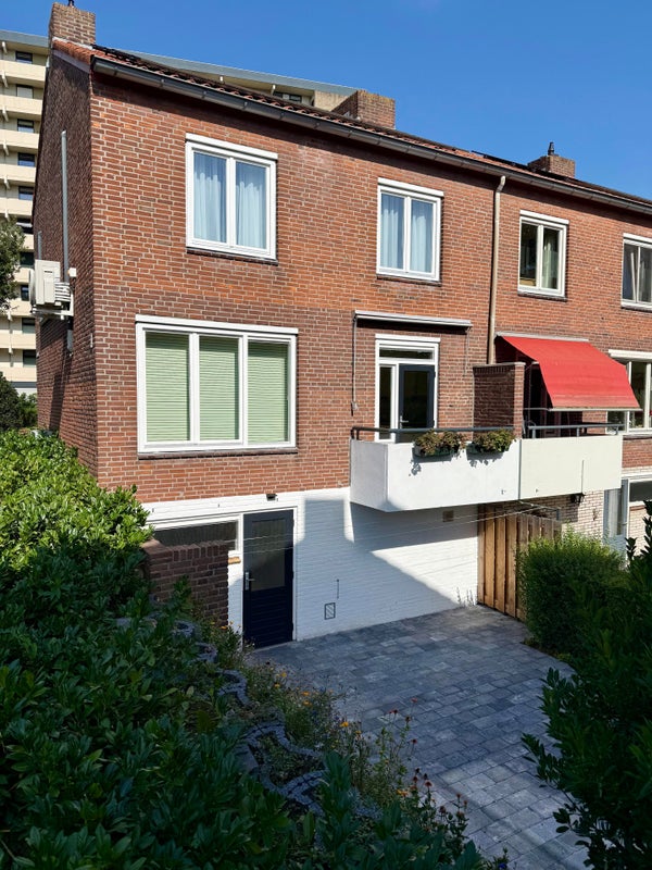 Te huur:  Maastricht  / €16791750 p.m. / 99m2