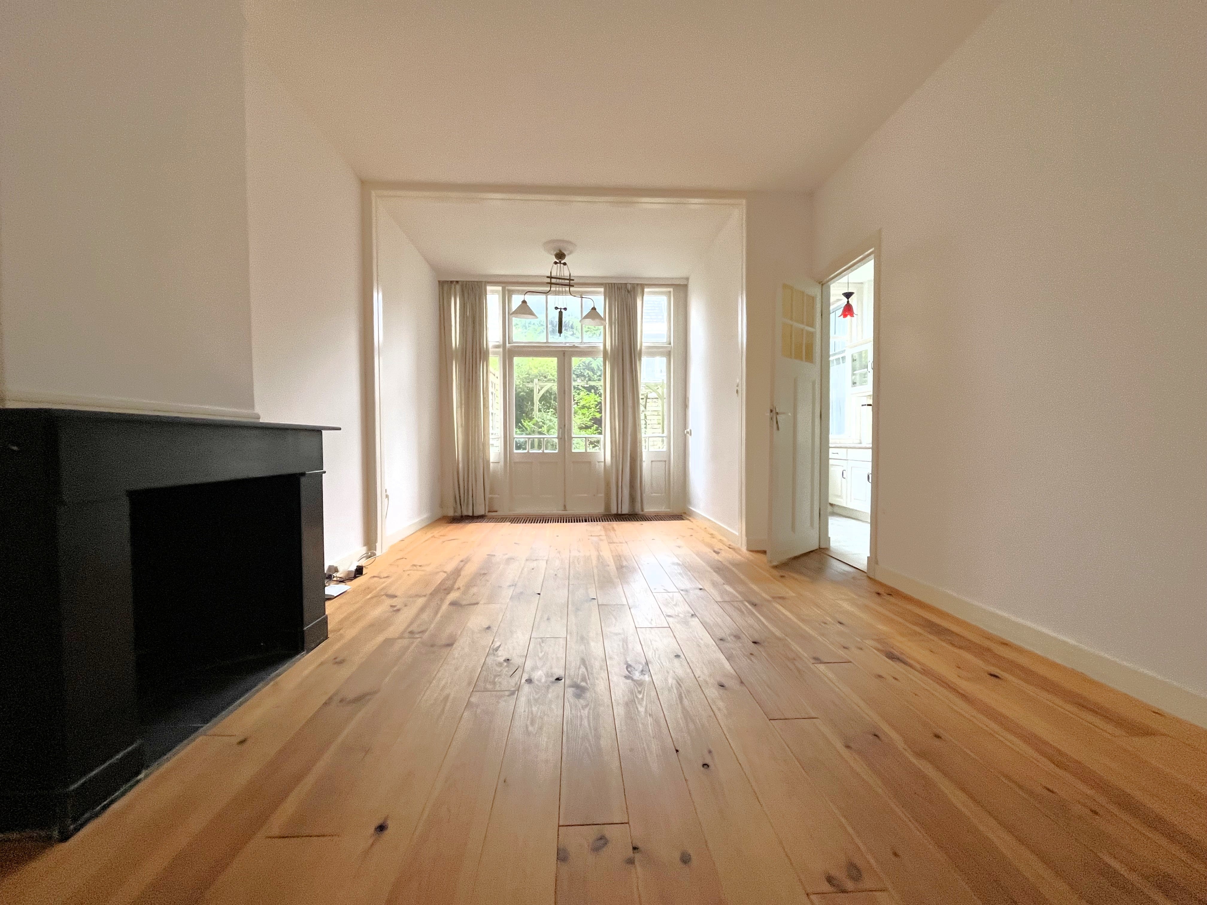 For rent: Den Haag / €1009.00 p.m. / 33.00m2