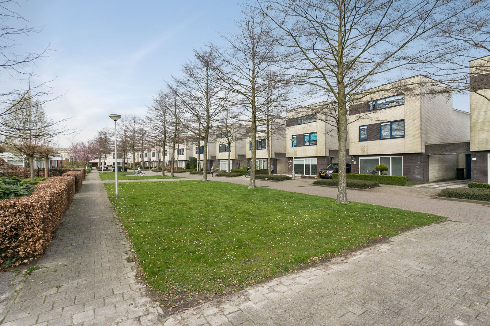 Te huur: Etten-Leur / €1610 p.m. / 180m2