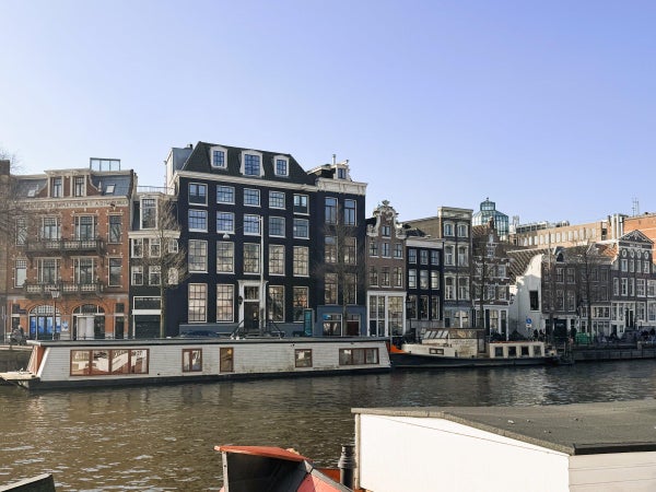 Te huur:  Amsterdam  / €3250,00 p.m. / 110,00m2
