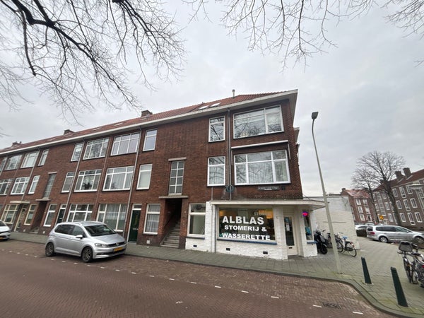 Te huur:  Den Haag  / €1900 p.m. / 124m2