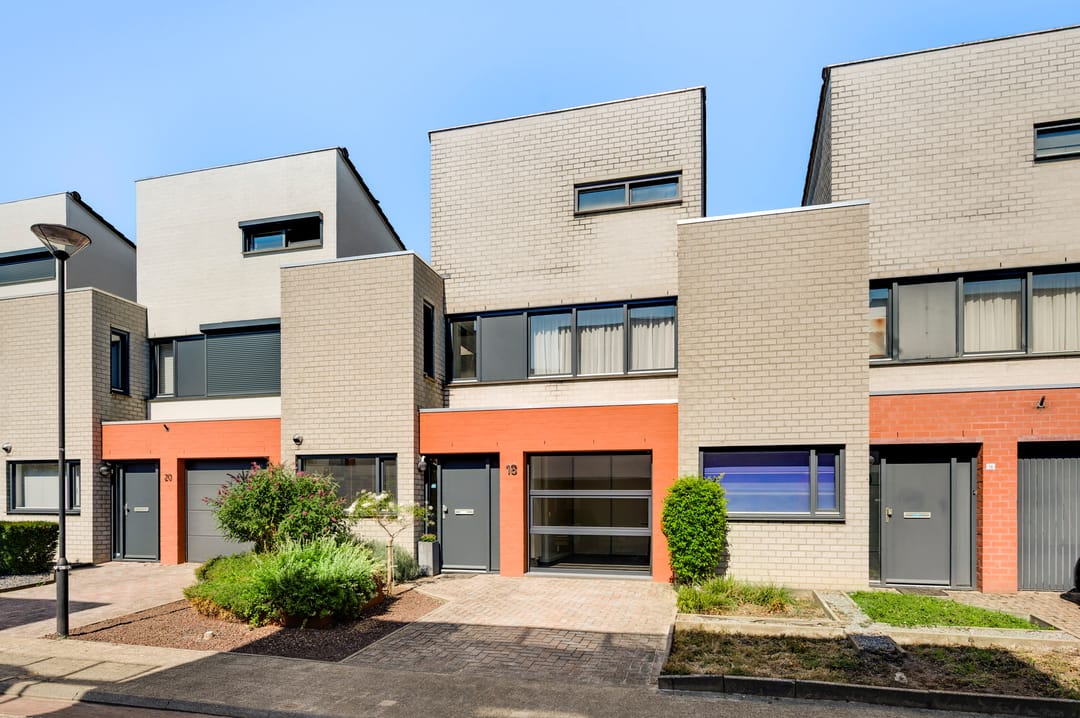For rent: Meerssen / €2380 p.m. / 150m2