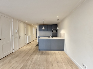 For rent: Amsterdam / €2710.00 p.m. / 81.00m2