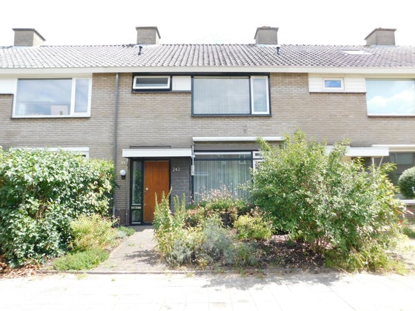 For rent:  Breda  / €1750.00 p.m. / 136.00m2