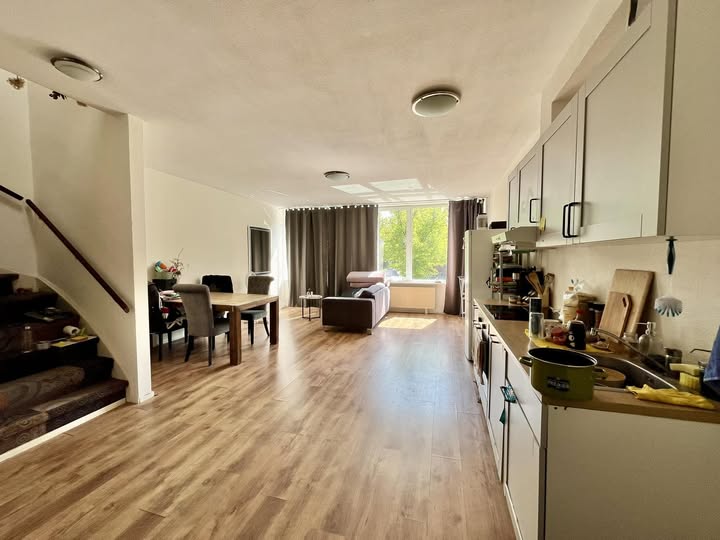 Te huur: Amsterdam / €750,00 p.m. / 100,00m2