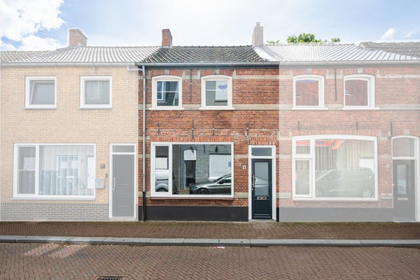 For rent: Hulst / €12991499 p.m. / 104m2