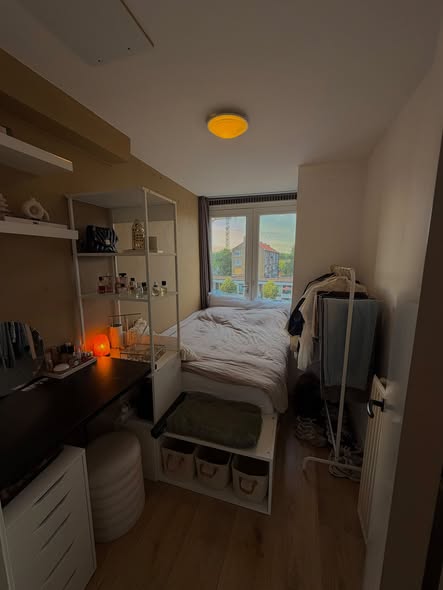 For rent: Amsterdam / €616 p.m. / 10m2