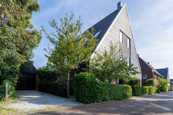 For rent: Den Haag / €3750.00 p.m. / 145.00m2
