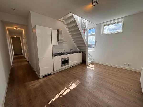 Te huur:  Amsterdam  / €2350,00 p.m. / 77,00m2