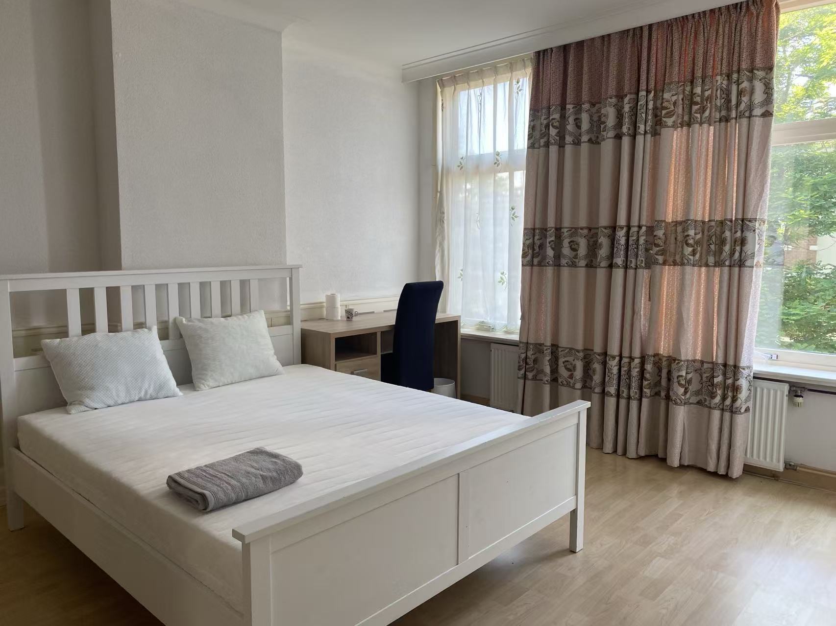 Te huur: Den Haag / €980 p.m. / 25m2