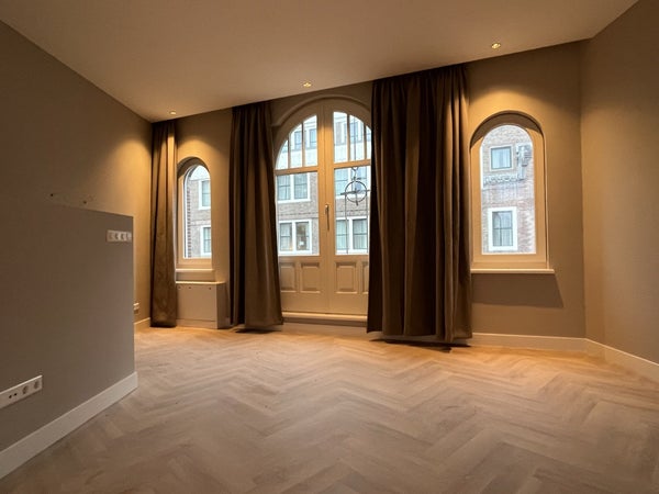 For rent: Amsterdam / €3150.00 p.m. / 90.00m2