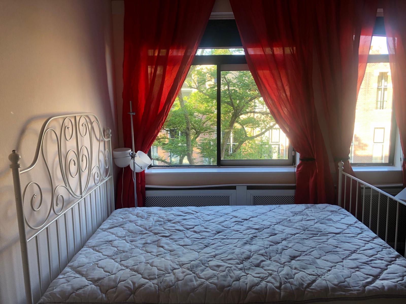 Te huur: Den Haag / €1030 p.m. / 165m2