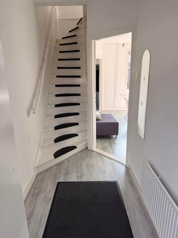 For rent: Enschede / €13951495 p.m. / 98m2