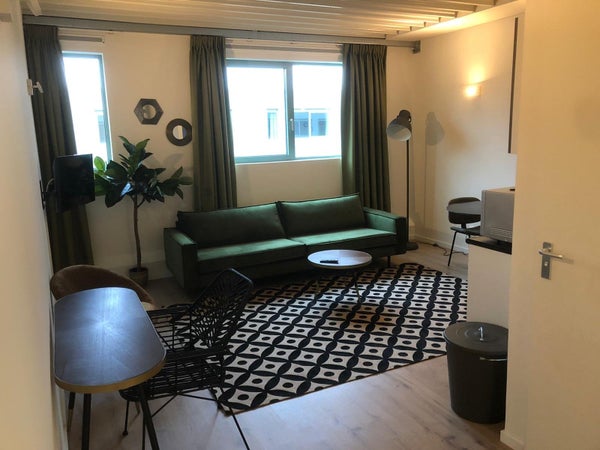 For rent:  Den Haag  / €1055.00 p.m. / 30.00m2