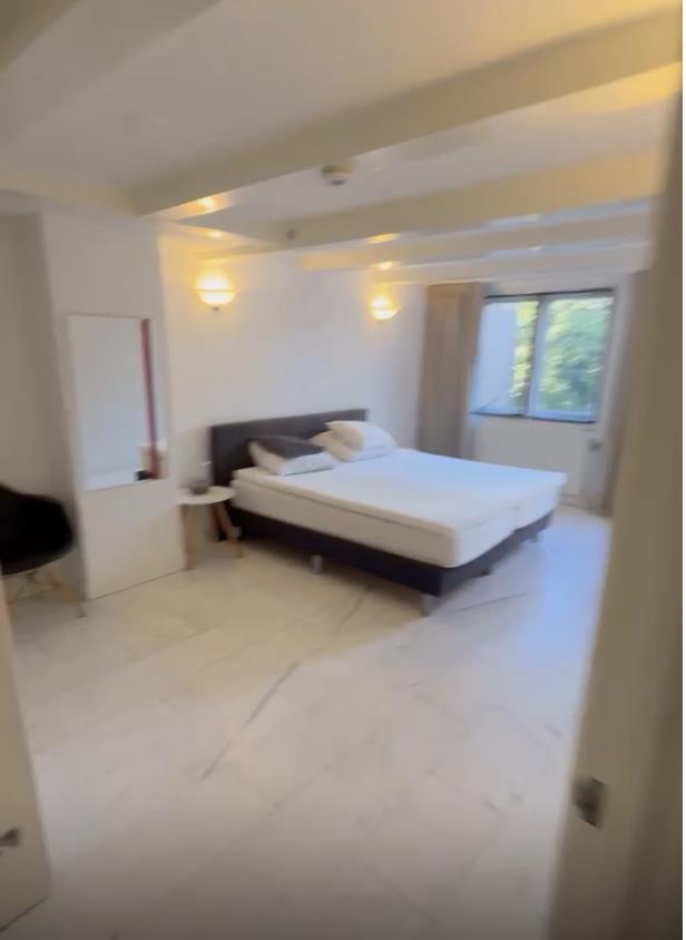 Te huur: Amsterdam / €1550,00 p.m. / 14,00m2