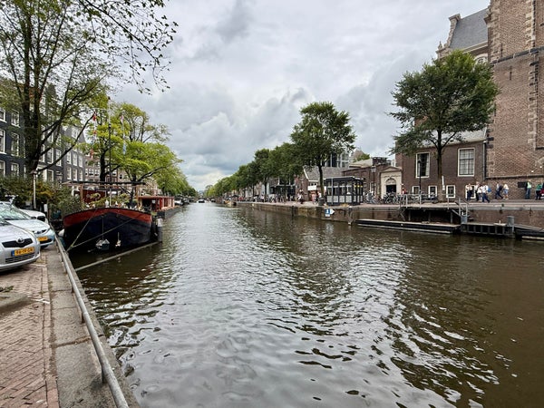 Te huur:  Amsterdam  / €2399 p.m. / 50m2