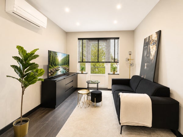 Te huur:  Rotterdam  / €1977 p.m. / 39m2