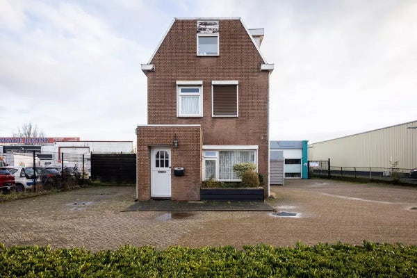 Te huur:  Bergen op Zoom  / €2100,00 p.m. / 125,00m2