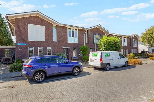 For rent: Almere / €2200 p.m. / 121m2