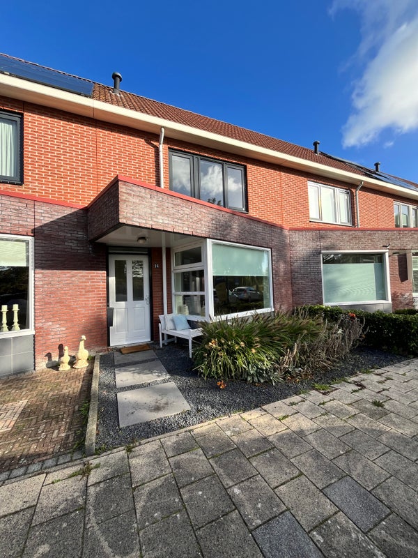Te huur:  Tuitjenhorn  / €1800 p.m. / 77m2