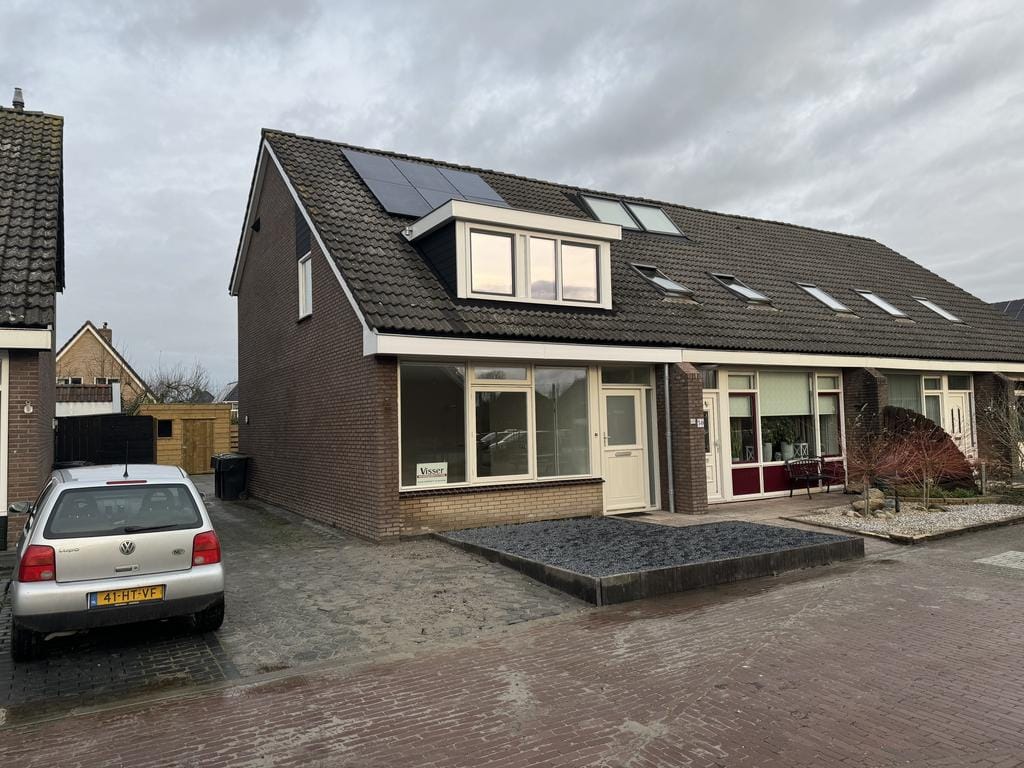 For rent: Ie / €1300.00 p.m. / 108.00m2