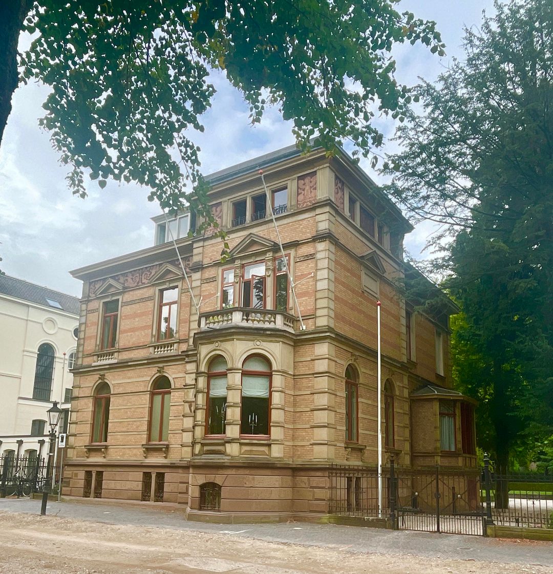 For rent: Utrecht / €3220 p.m. / 84m2
