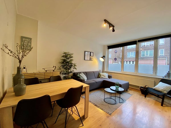 Te huur:  Rotterdam  / €1079,00 p.m. / 50,00m2