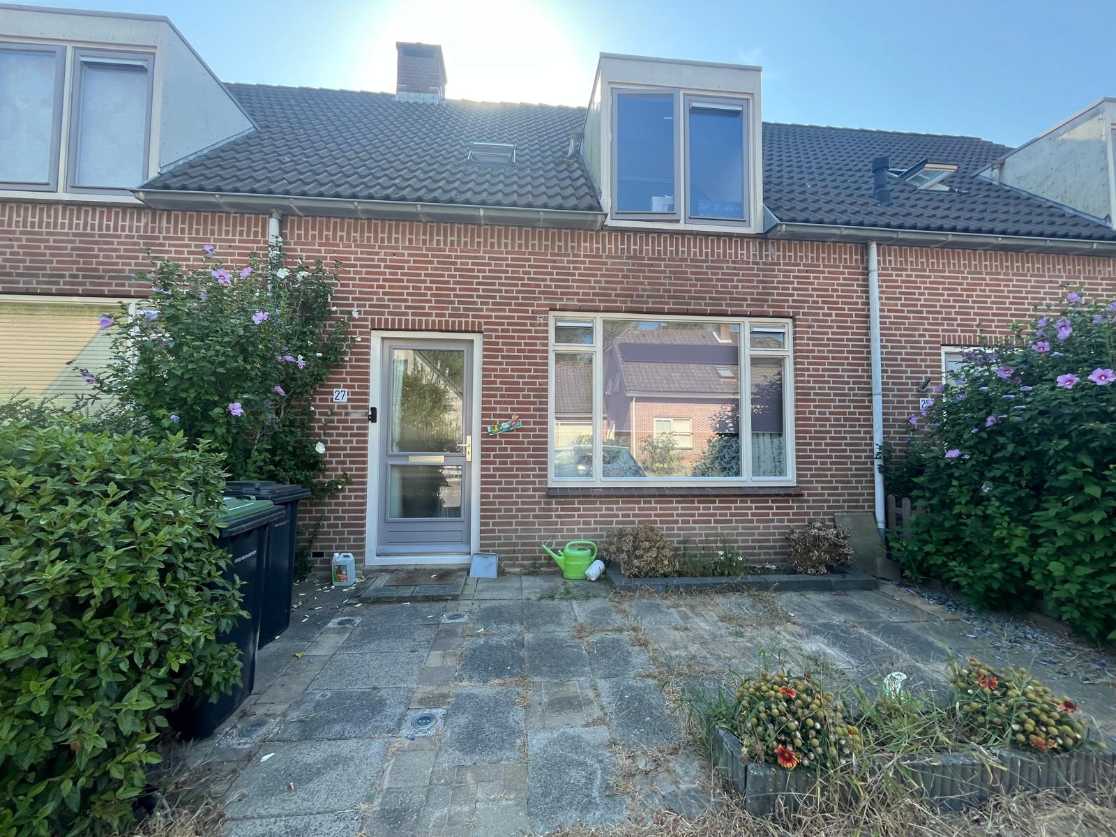 For rent: Kerkwerve / €803 p.m. / 27m2