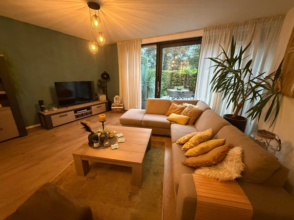 For rent:  Rotterdam  / €2947 p.m. / 100m2