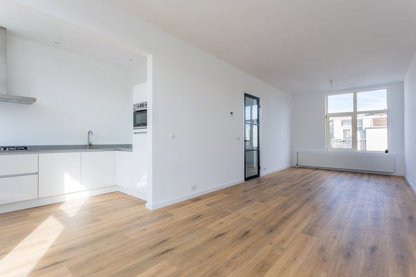 For rent:  Den Haag  / €2000.00 p.m. / 74.00m2
