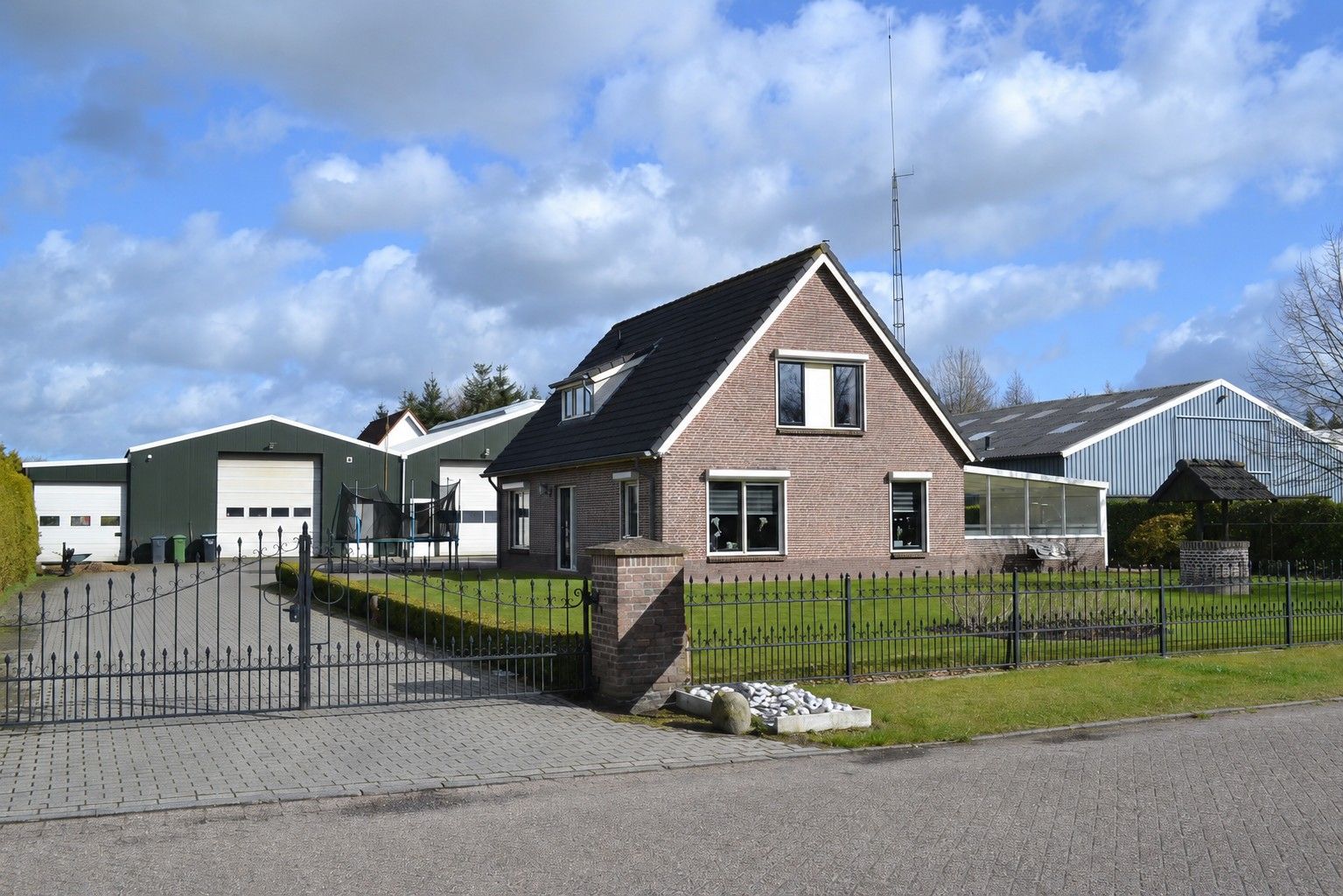 For rent: Coevorden / €1500.00 p.m. / 160.00m2