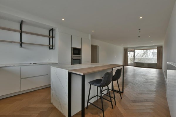 Te huur:  Amsterdam  / €4950,00 p.m. / 135,00m2