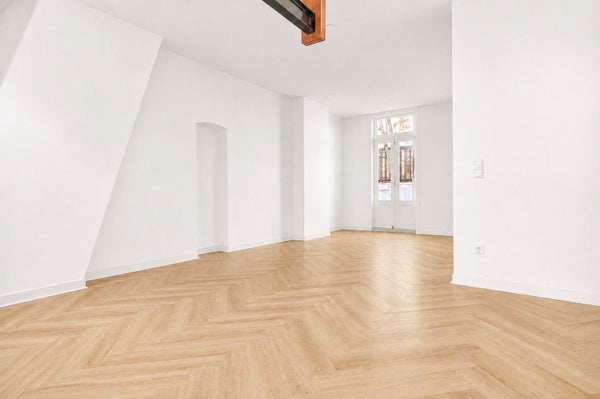 For rent: Amsterdam / €30003100.00 p.m. / 85.00m2