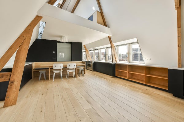 Te huur:  Amsterdam  / €3250 p.m. / 79m2