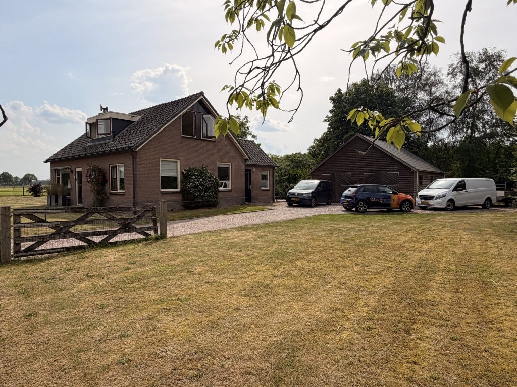 Te huur: Bathmen / €1995,00 p.m. / 138,00m2