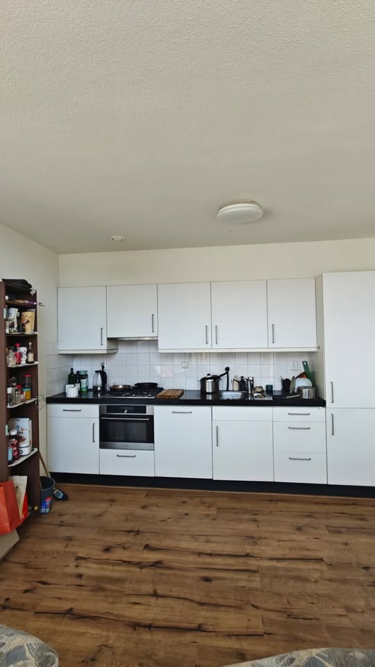 For rent: Amsterdam / €950 p.m. / 15m2