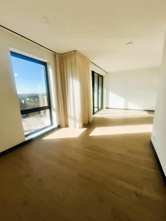 Te huur:  Hoofddorp  / €2150,00 p.m. / 64,00m2