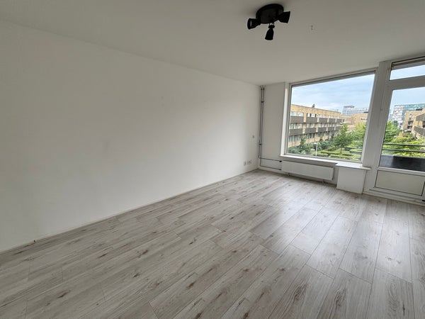 Te huur:  Amsterdam  / €2250 p.m. / 63m2