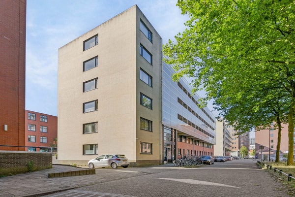 Te huur:  Leiden  / €2350 p.m. / 75m2