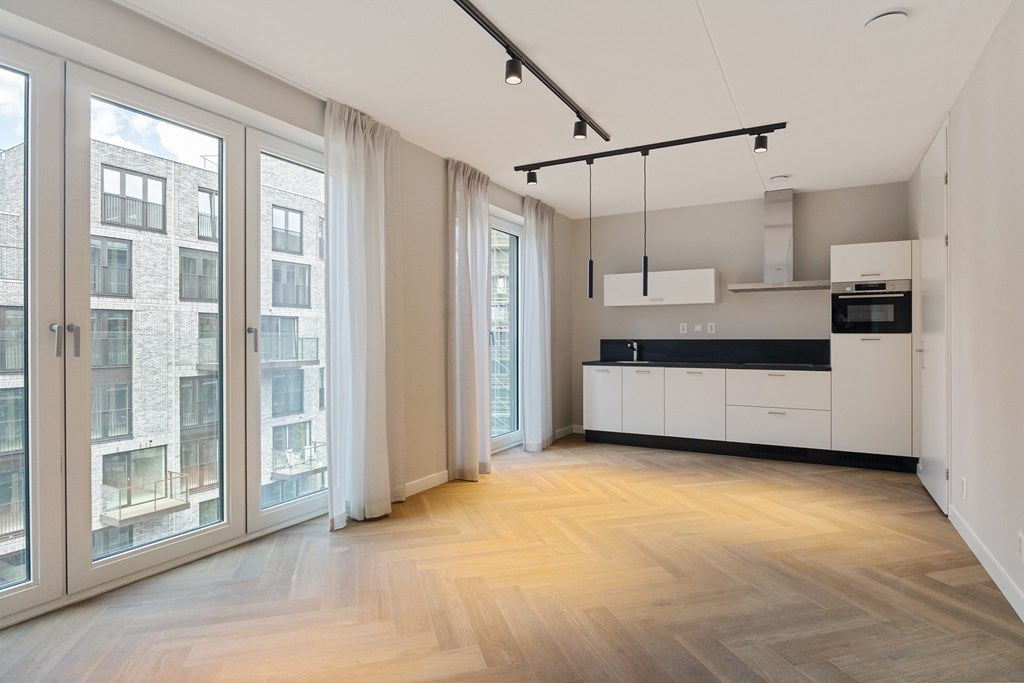 For rent: Hoofddorp / €2000.00 p.m. / 60.00m2