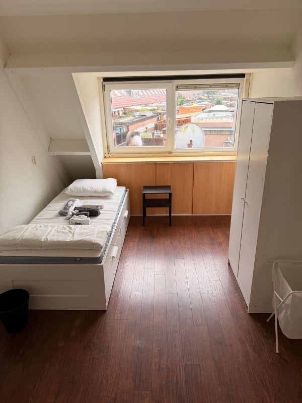 Te huur:  Rotterdam  / €650,00 p.m. / 12,00m2