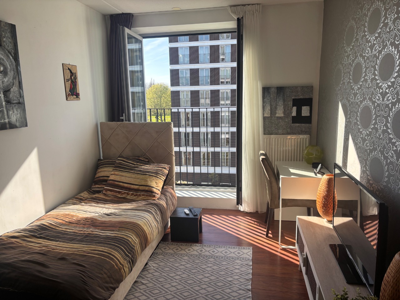Te huur: Amsterdam / €800,00 p.m. / 16,00m2