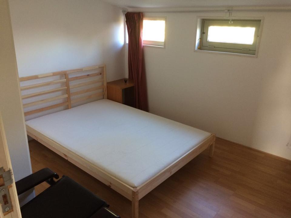 For rent: Amsterdam / €700 p.m. / 12m2