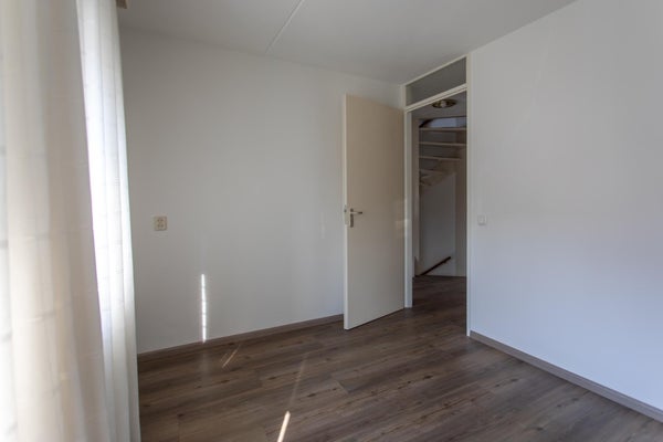 Te huur: Vlijmen / €800,00 p.m. / 25,00m2