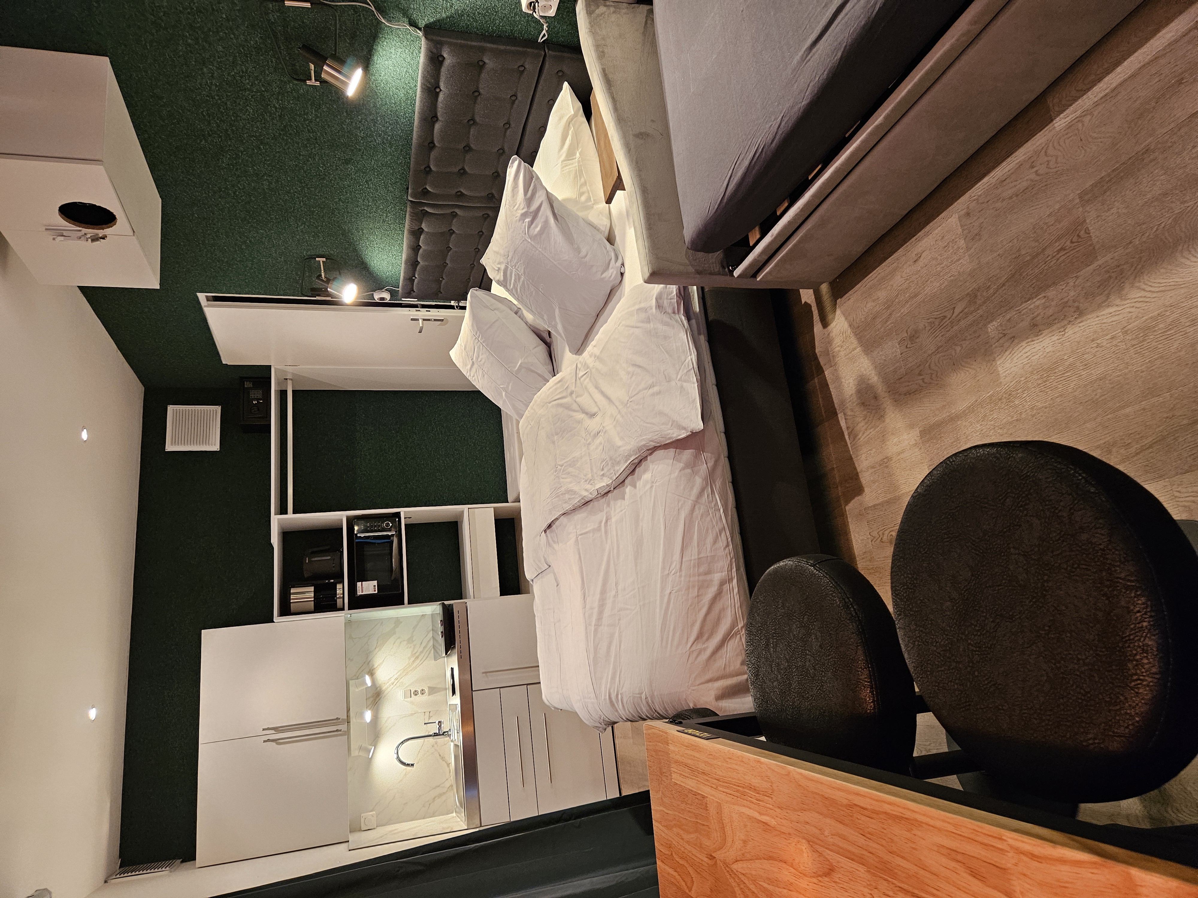 Te huur: Bentveld / €1799 p.m. / 22m2