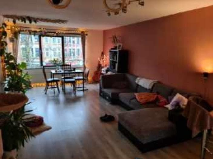 Te huur: Rotterdam / €150 p.m. / 75m2