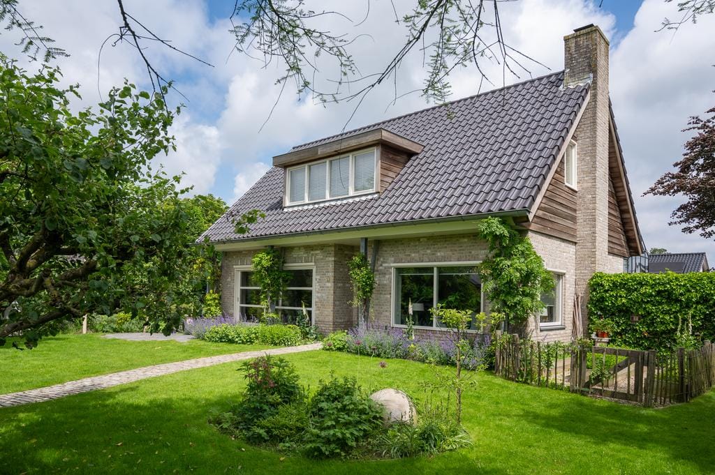 Te huur: Limmen / €3250,00 p.m. / 200,00m2