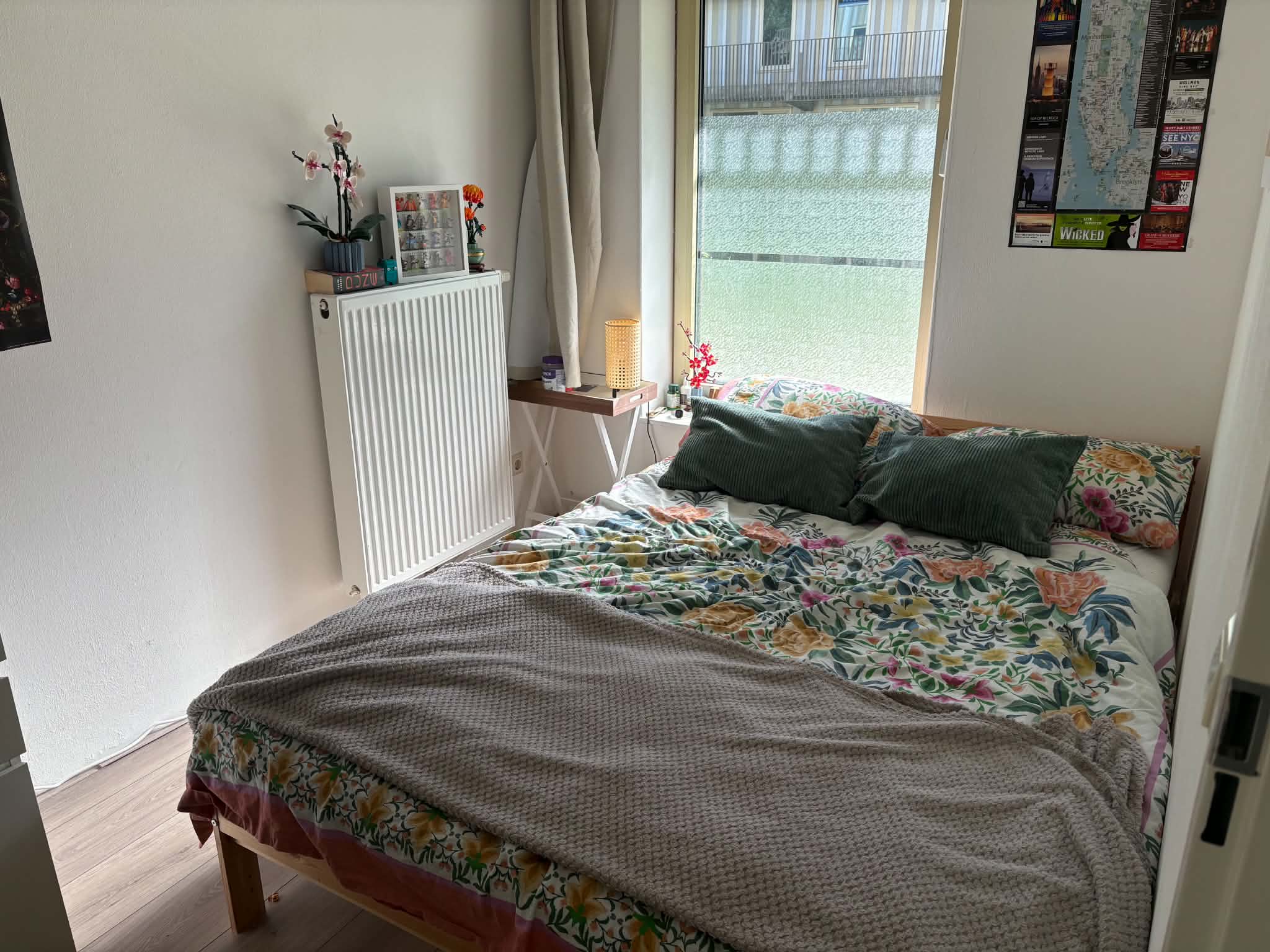 For rent: Amsterdam / €1058 p.m. / 101m2