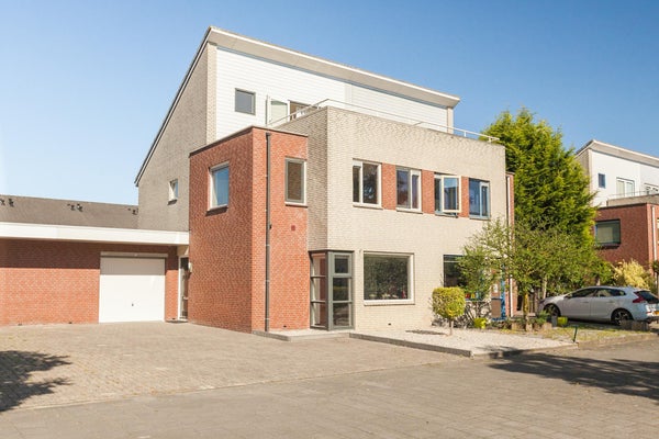 Te huur:  Tilburg  / €2275,00 p.m. / 136,00m2