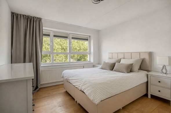 For rent: Amsterdam / €2950 p.m. / 92m2
